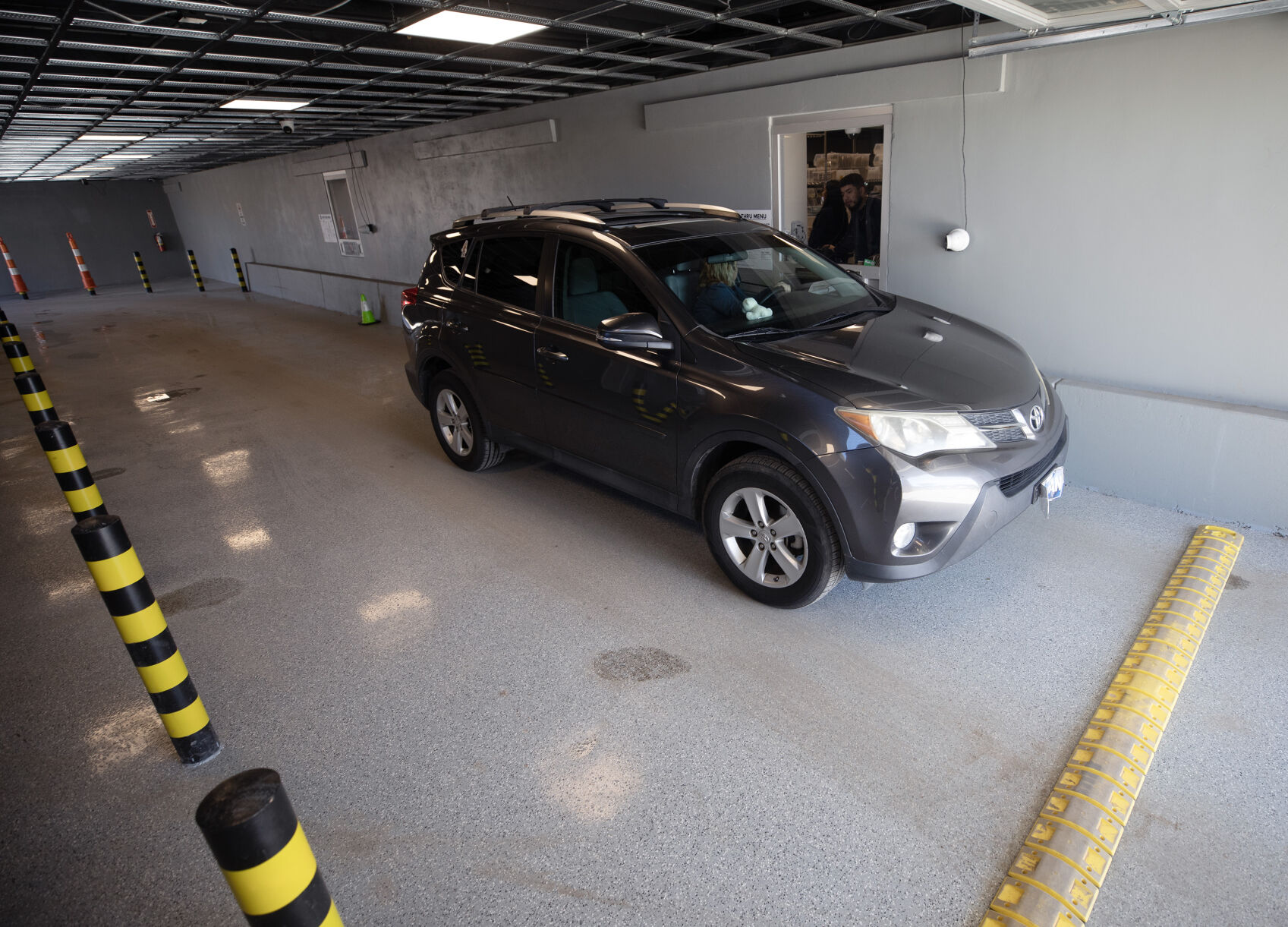 D2 Drive thru 3